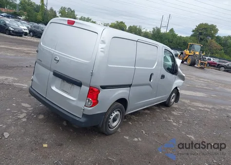 2018 Nissan Nv200 S z USA, uszkodzony, nr VIN 3N6CM0KN3JK690909